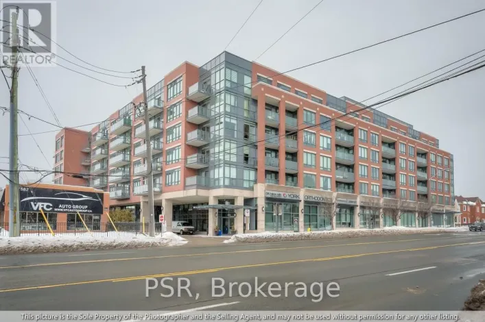 306 - 7608 YONGE STREET, Vaughan