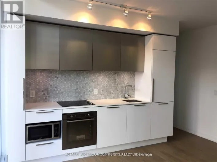 306 - 85 WOOD STREET, Toronto