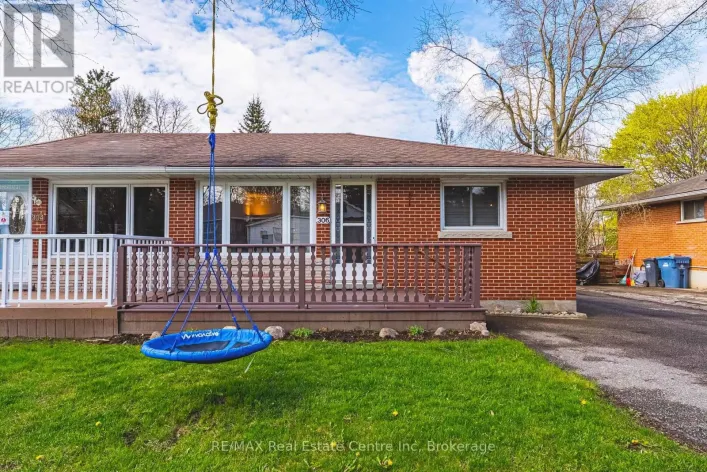 306 VICTORIA ROAD N, Guelph