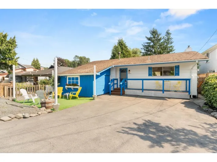 3060 MCBRIDE AVENUE, Surrey