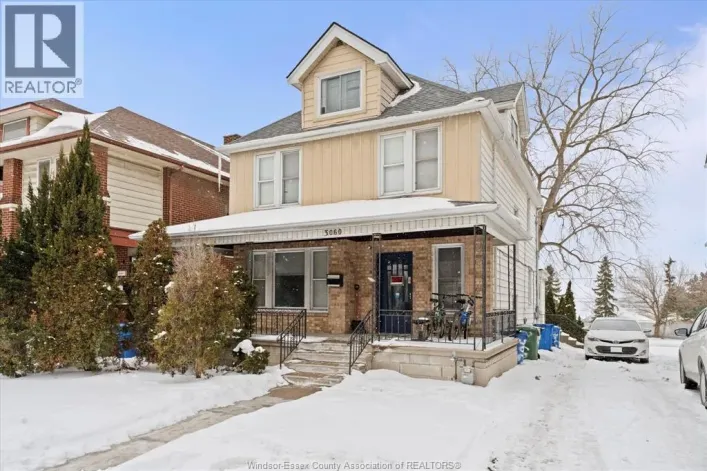 3060 Sandwich, Windsor