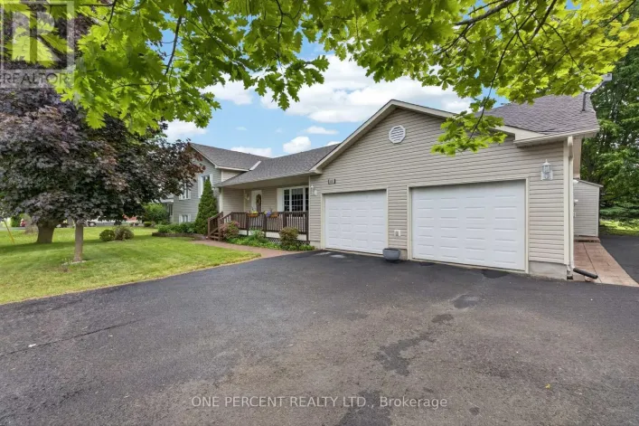 3061 BRIDGE STREET, North Dundas