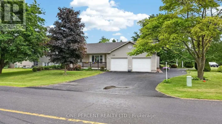 3061 BRIDGE STREET, North Dundas