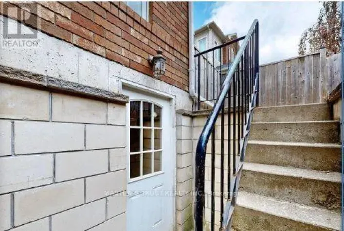 3064 STORNOWAY CIRCUIT, Oakville