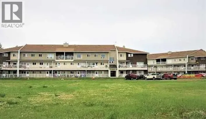 306E, 201 12 Avenue SW, Slave Lake