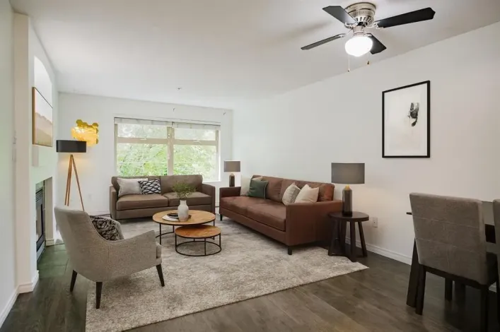 307 15210 GUILDFORD DRIVE, Surrey