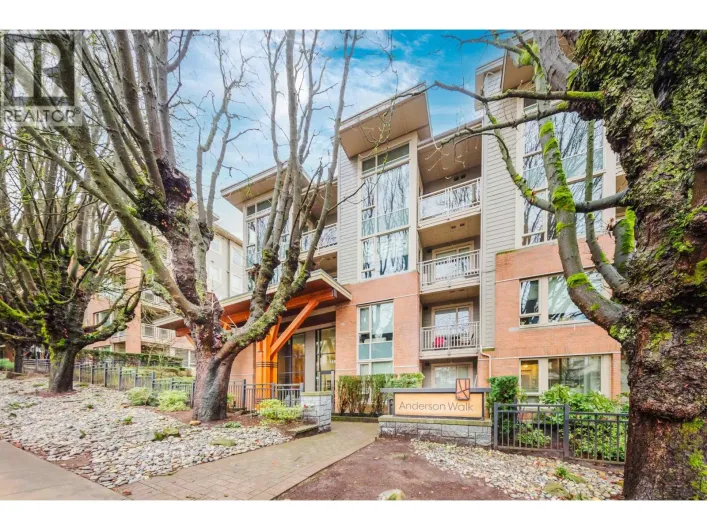 307 159 W 22ND STREET, North Vancouver