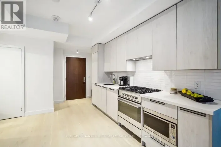 307 - 160 KINGSWAY CRESCENT, Toronto