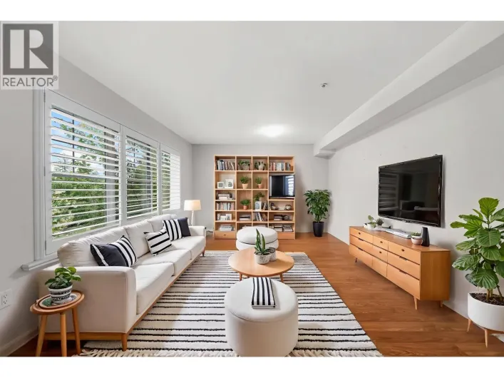 307 1969 WESTMINSTER AVENUE, Port Coquitlam