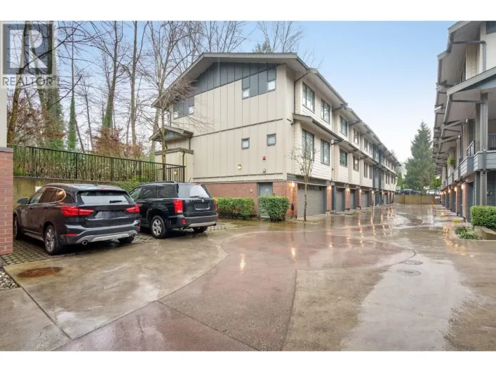 307 2135 HERITAGE PARK LANE, North Vancouver