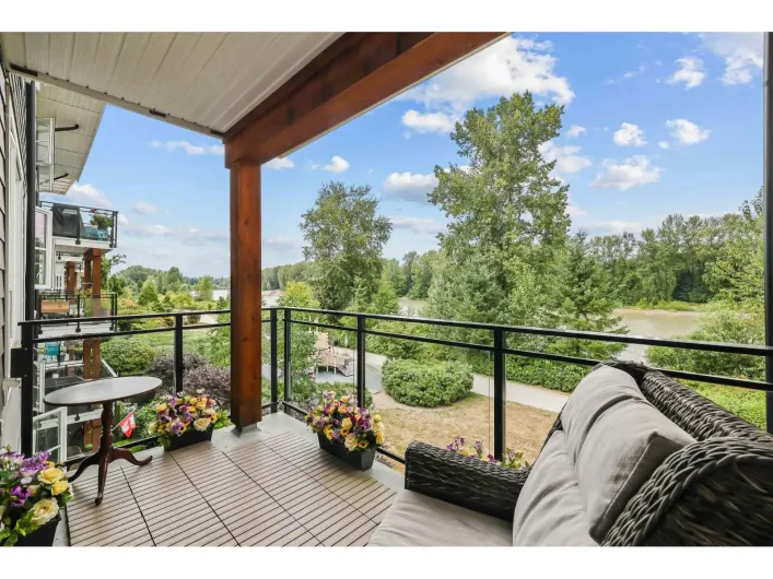 307 23255 BILLY BROWN ROAD, Langley