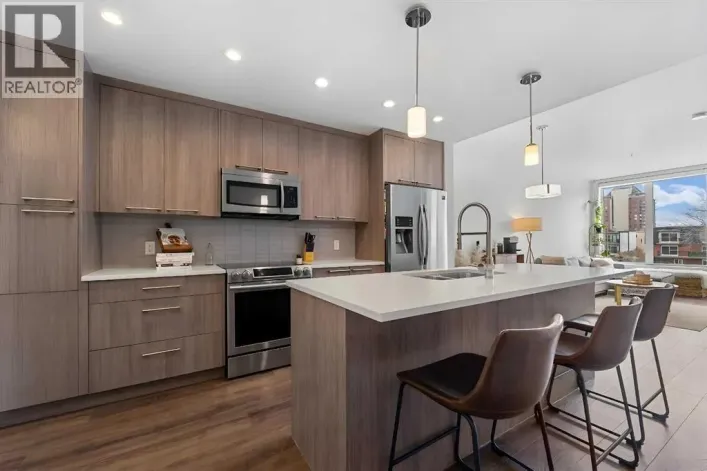 307, 317 22 Avenue SW, Calgary
