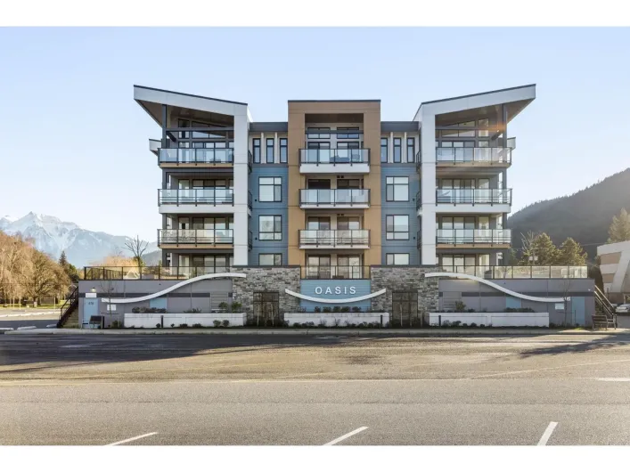 307 470 ESPLANADE AVENUE|Harrison Hot Springs, Harrison Hot Springs