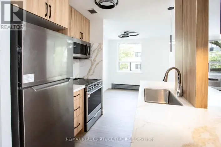 307 - 5 HILL HEIGHTS ROAD ROAD, Toronto