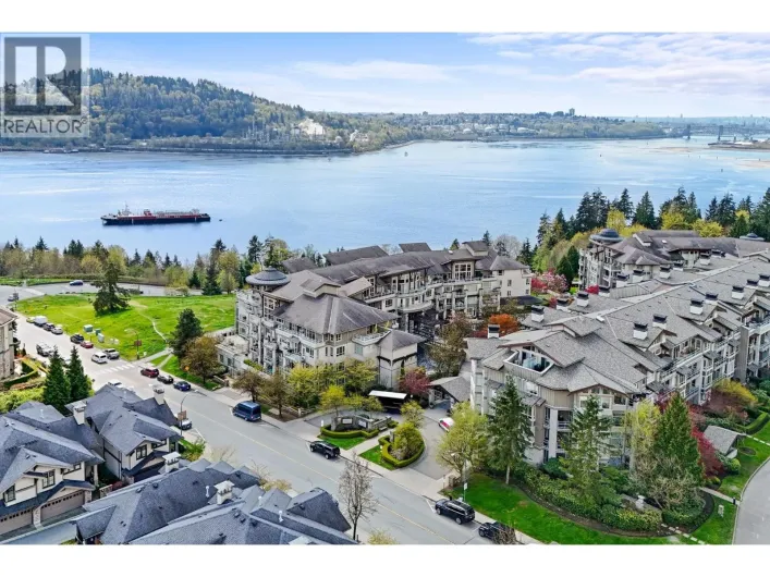 307 530 RAVEN WOODS DRIVE, North Vancouver