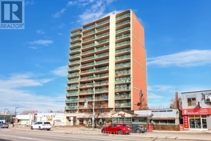 Apartment for rent: 307 - 5949 YONGE STREET, Toronto