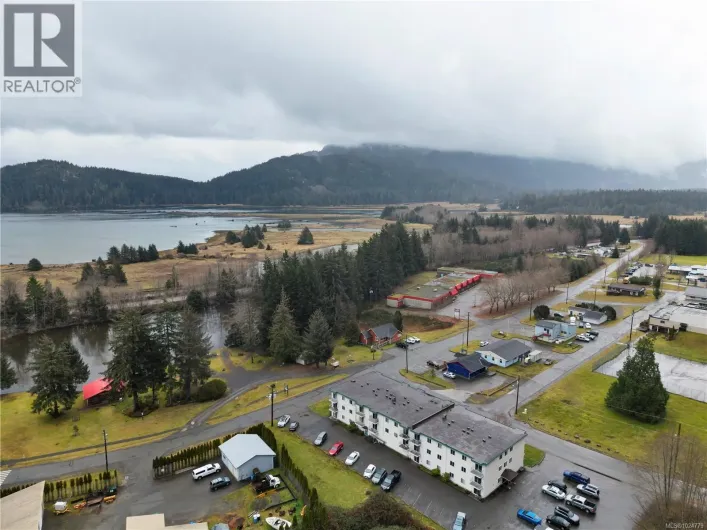 307 611 MacMillan Dr, Sayward