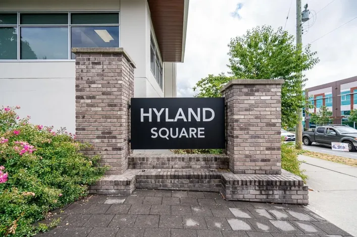 307 6678 152 STREET, Surrey