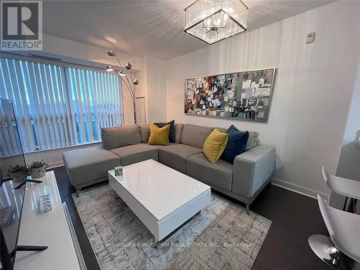 307 - 75 NORMAN BETHUNE AVENUE, Richmond Hill