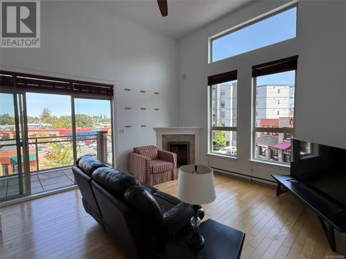 307 751 Goldstream Ave, Langford