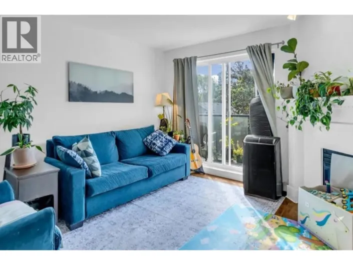 307 876 W 16TH AVENUE, Vancouver