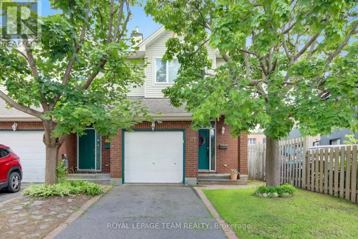 307 CYR AVENUE, Ottawa