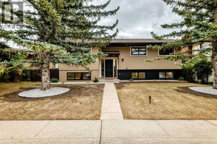 307 Silverthorn Way NW, Calgary