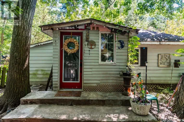 307 TINY BEACHES ROAD W, Tiny