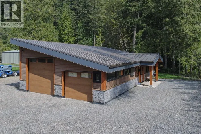 3070 MIDNIGHT WAY, Squamish