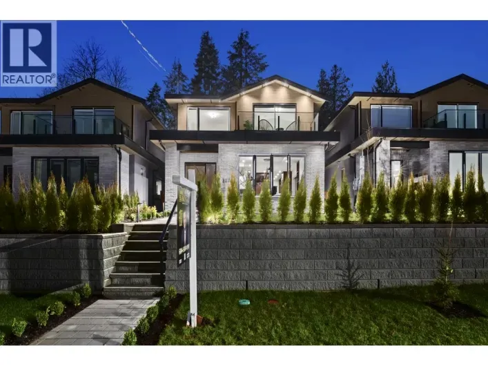 3073 FROMME ROAD, North Vancouver