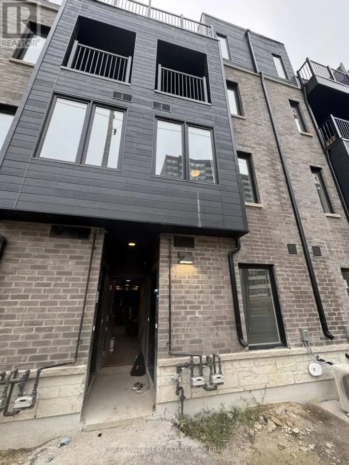 3079 PHARMACY AVENUE, Toronto