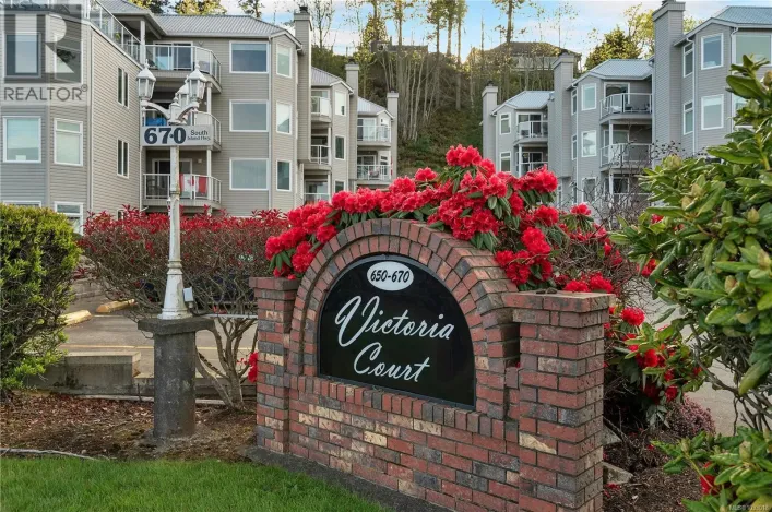 307B 670 Island Hwy S, Campbell River