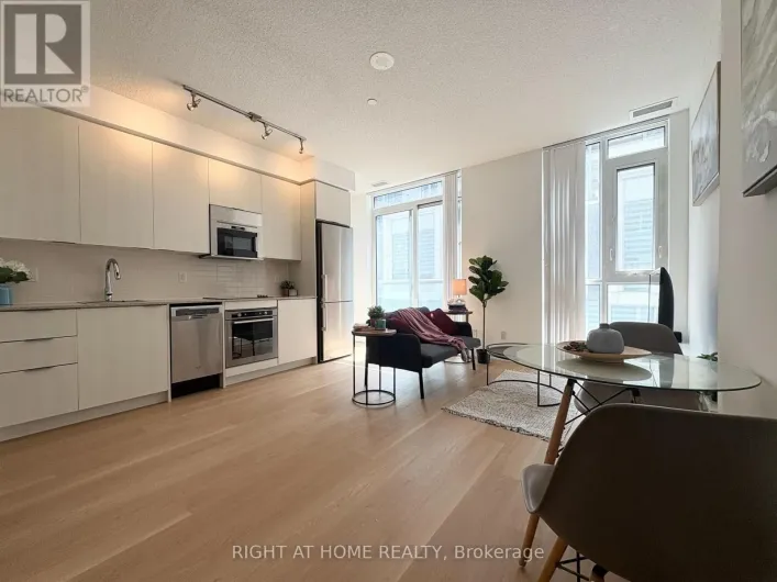 308 - 101 ERSKINE AVENUE, Toronto