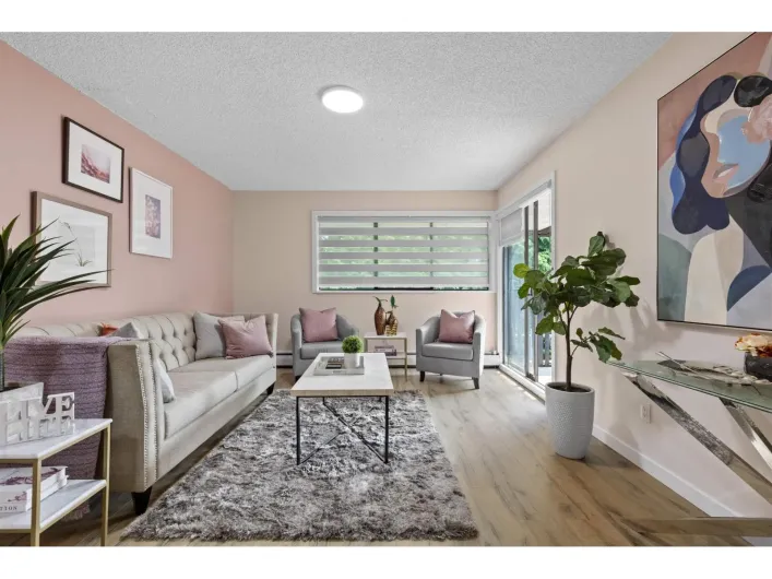 308 1561 VIDAL STREET, White Rock