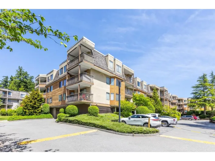 308 1720 SOUTHMERE CRESCENT, Surrey
