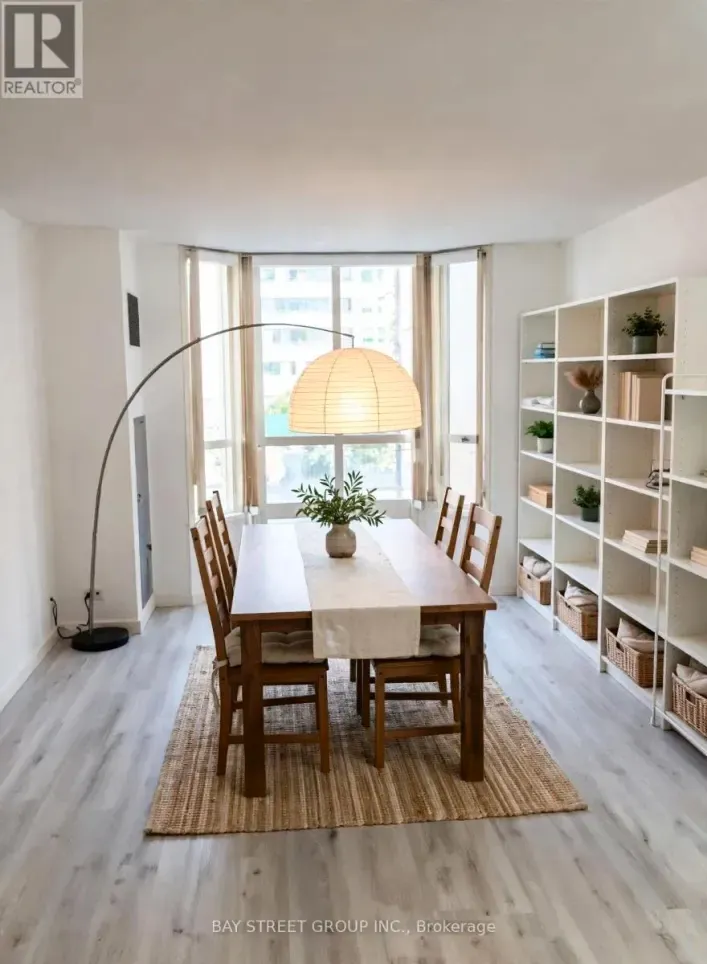 Apartment for sale: 308 - 284 BLOOR STREET W, Toronto