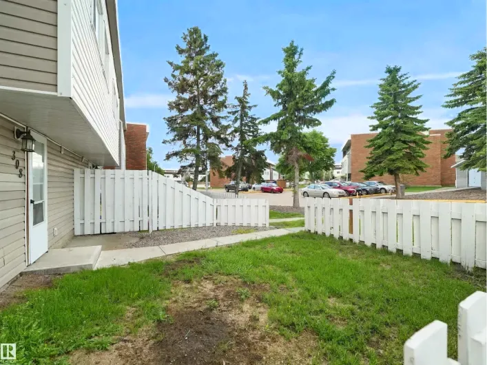 Row / Townhouse for sale: #308 2908 116A AV NW, Edmonton