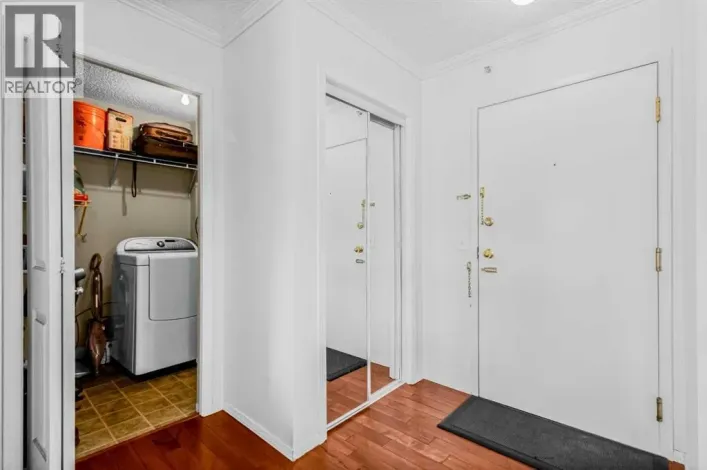 #308, 3308 Valleyview Park SE, Calgary