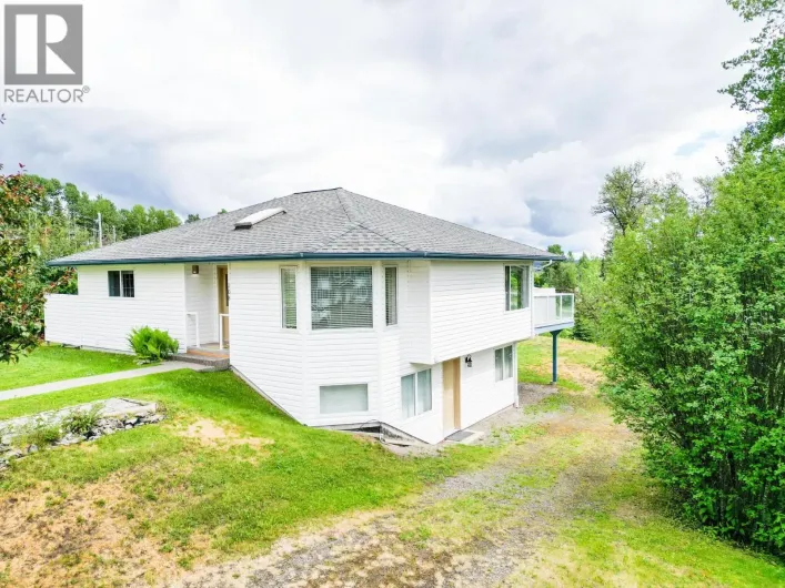 308 3RD AVENUE, Burns Lake