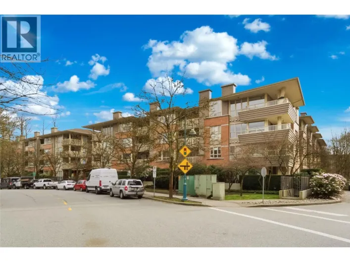 308 801 KLAHANIE DRIVE, Port Moody