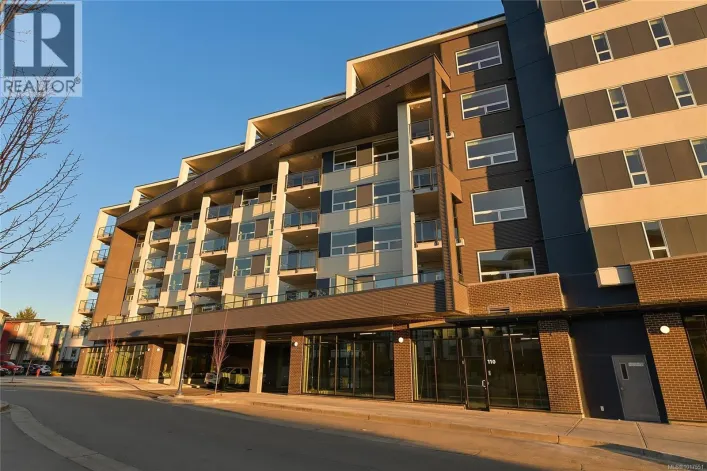 308 947 Whirlaway Cres, Langford