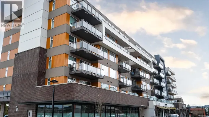 308 967 Whirlaway Cres, Langford