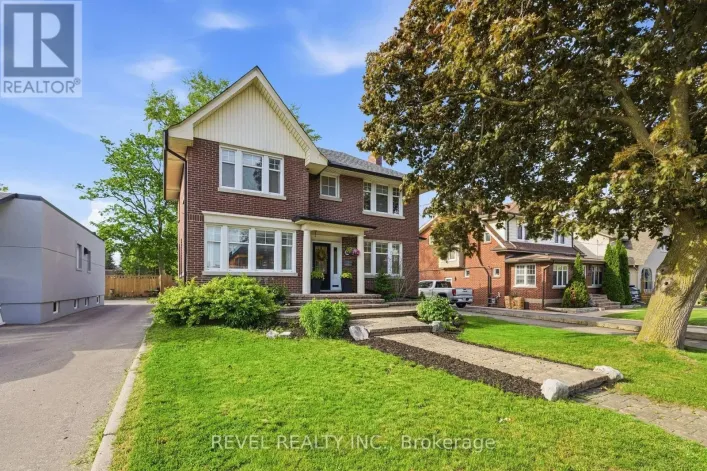 308 KING STREET E, Oshawa