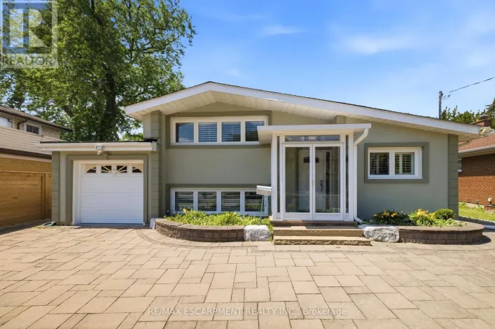3084 CONSTITUTION BOULEVARD, Mississauga