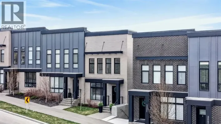 3088 85 Street SW, Calgary