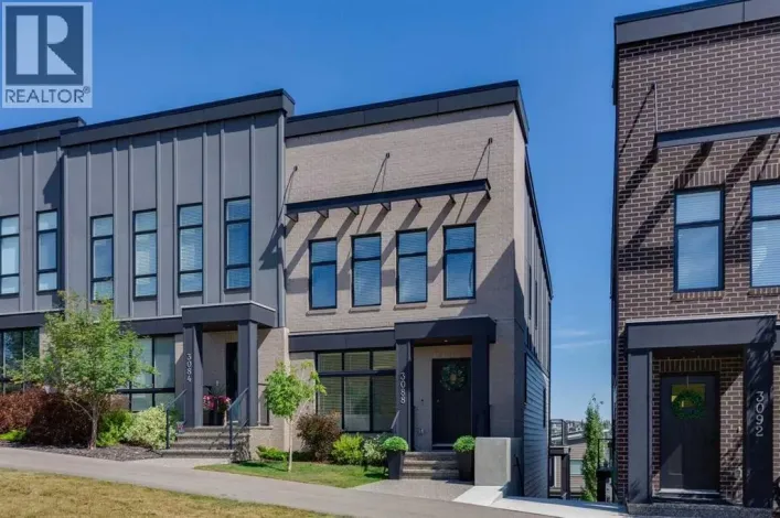 3088 85 Street SW, Calgary