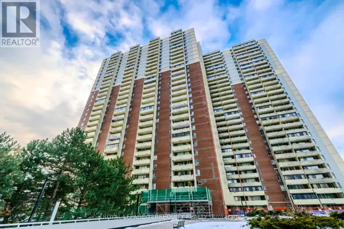 309 - 1 MASSEY SQUARE, Toronto
