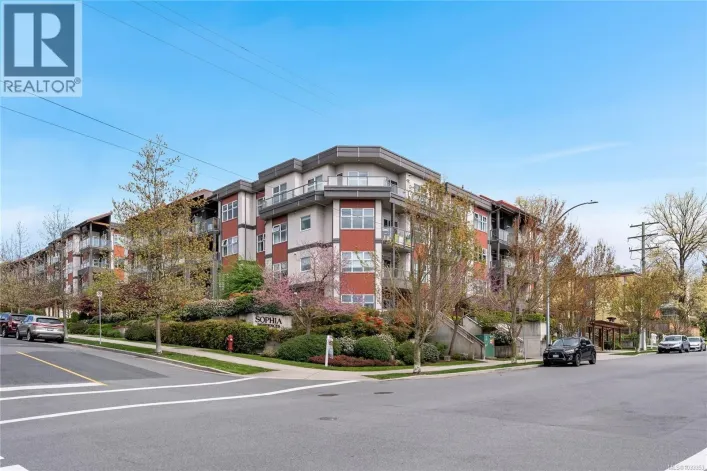 309 1000 Inverness Rd, Saanich