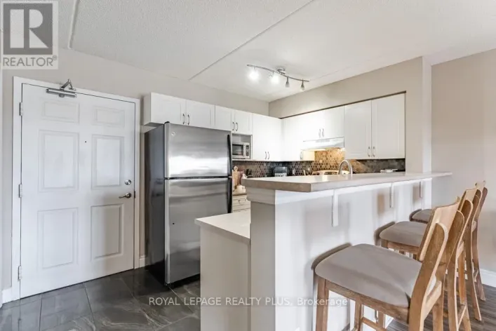 309 - 1370 MAIN STREET E, Milton