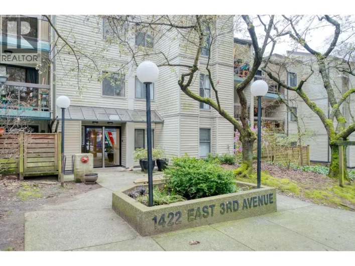 309 1422 E 3RD AVENUE, Vancouver
